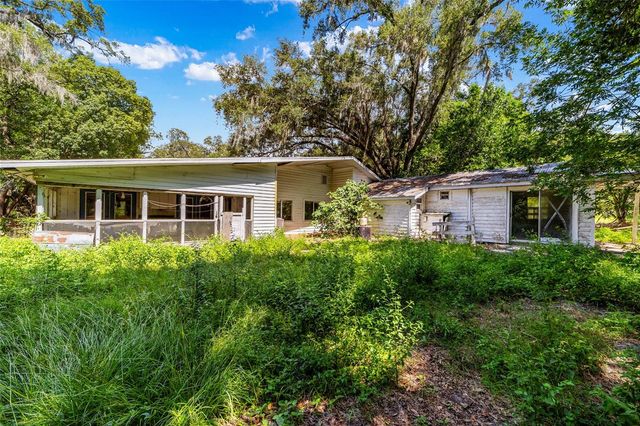 11768 N GATLEN AVENUE, Dunnellon, FL 34433
