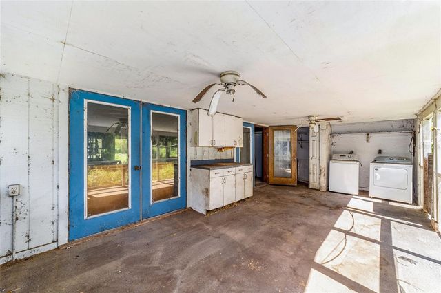 11768 N GATLEN AVENUE, Dunnellon, FL 34433