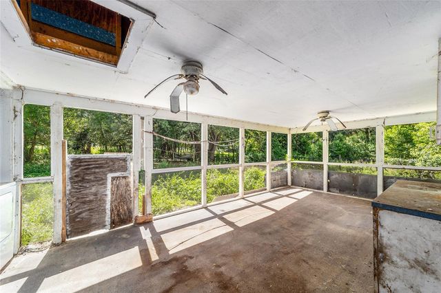 11768 N GATLEN AVENUE, Dunnellon, FL 34433