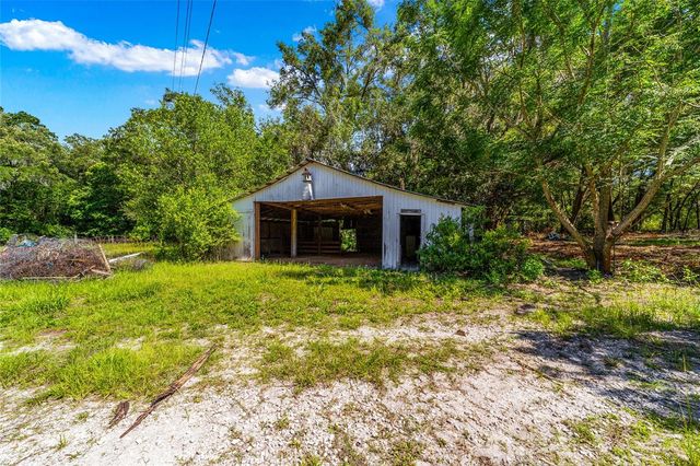 11768 N GATLEN AVENUE, Dunnellon, FL 34433