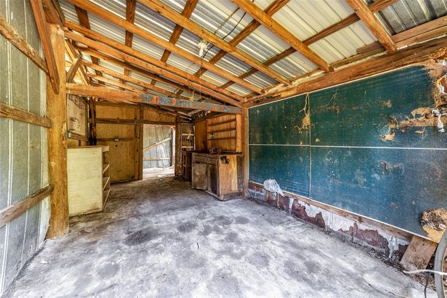 11768 N GATLEN AVENUE, Dunnellon, FL 34433
