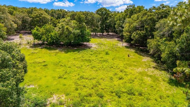 11768 N GATLEN AVENUE, Dunnellon, FL 34433