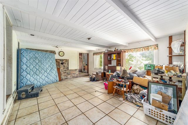 11768 N GATLEN AVENUE, Dunnellon, FL 34433