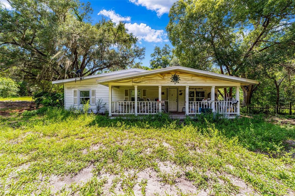 11768 N GATLEN AVENUE, Dunnellon, FL 34433