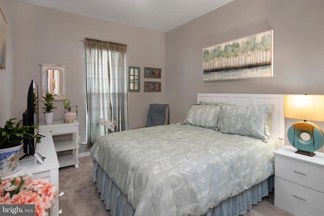 17 PENNINGTON CT, Delanco, NJ 08075