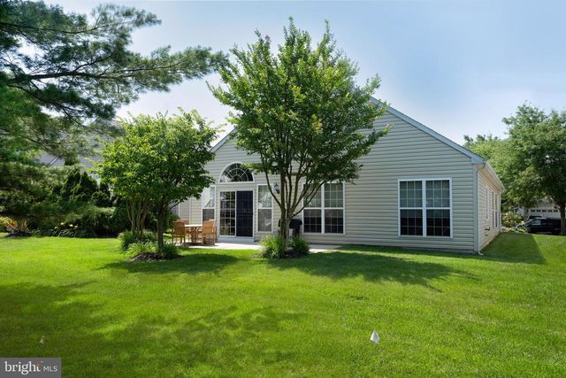 17 PENNINGTON CT, Delanco, NJ 08075