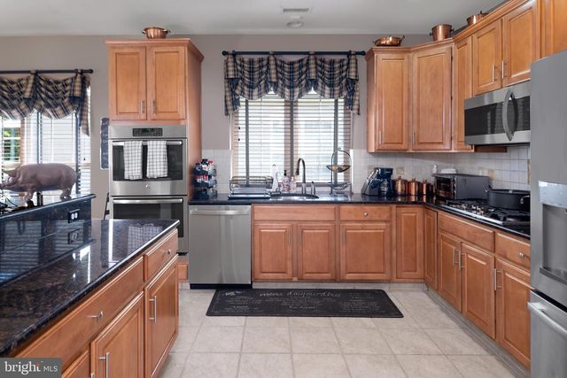 17 PENNINGTON CT, Delanco, NJ 08075