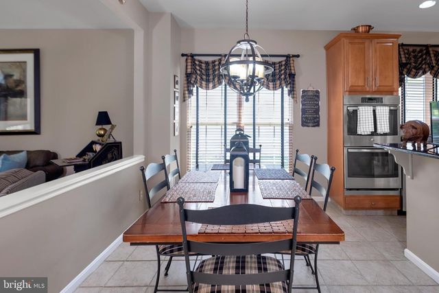 17 PENNINGTON CT, Delanco, NJ 08075