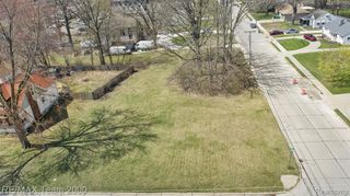 5689 Brandt Street, Garden City, MI 48135