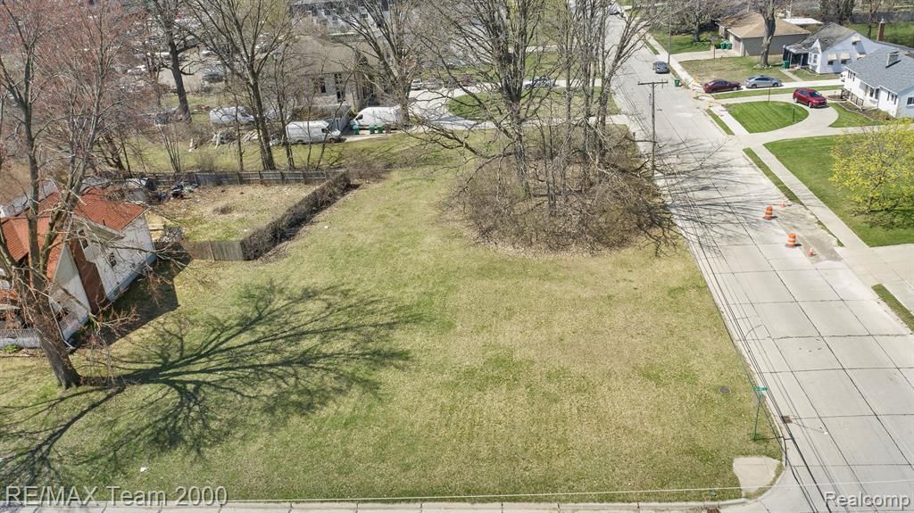 5689 Brandt Street, Garden City, MI 48135