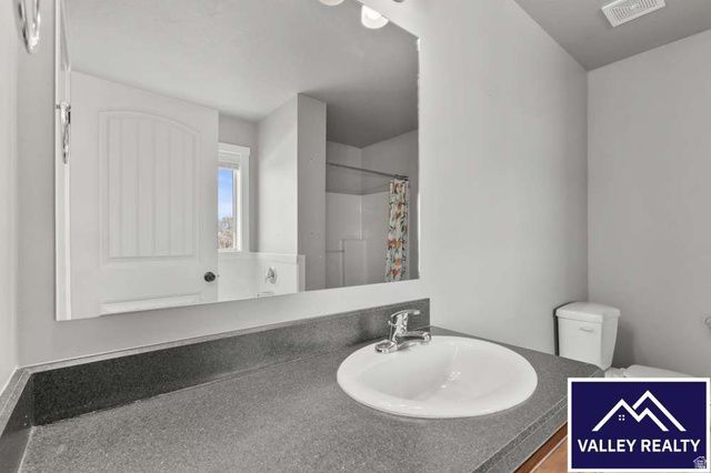 873 E 675 N, Wellsville, UT 84339