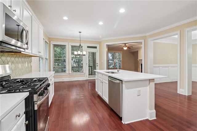 189 Privet Circle, Suwanee, GA 30024