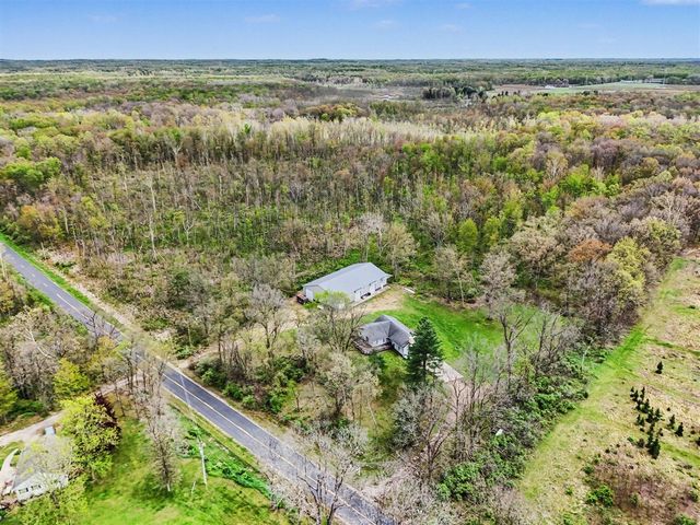 26689 28th Avenue, Gobles, MI 49055