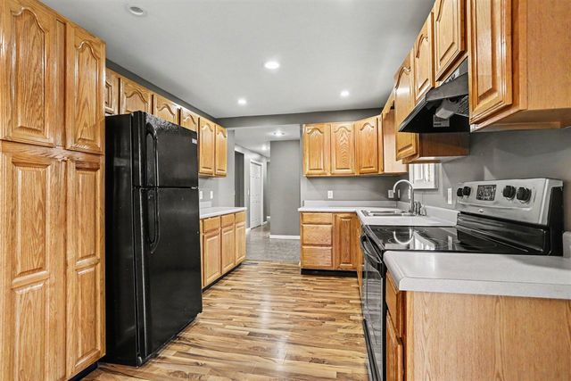 26689 28th Avenue, Gobles, MI 49055