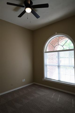 4414 Woodland Ridge Drive, College Station, TX 77845