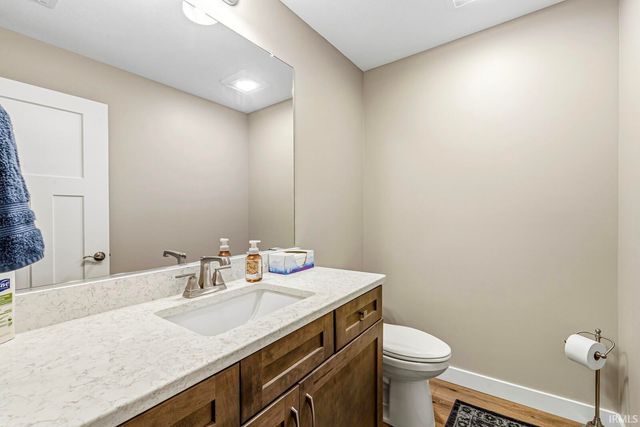 1237 Keady Court, South Bend, IN 46614