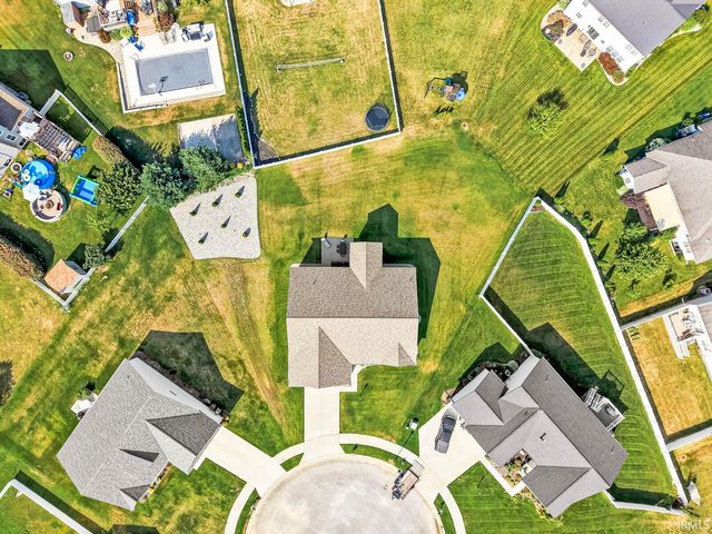 1237 Keady Court, South Bend, IN 46614