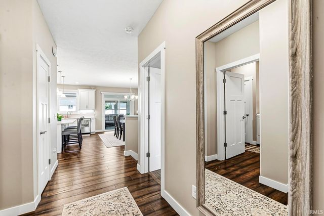 1237 Keady Court, South Bend, IN 46614