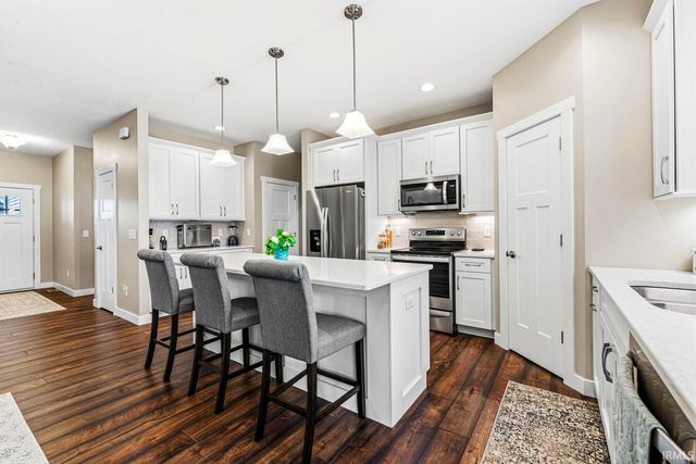 1237 Keady Court, South Bend, IN 46614