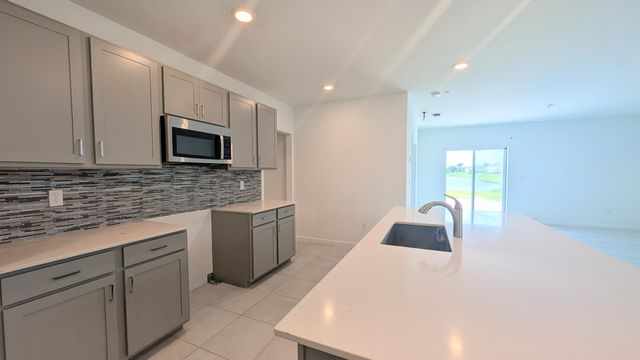 786 Worlington Lane, Fort Pierce, FL 34947