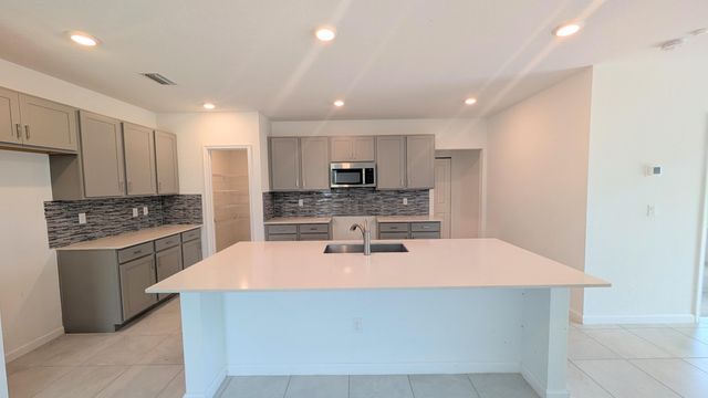 786 Worlington Lane, Fort Pierce, FL 34947