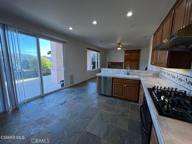 2980 Blazing Star, Thousand Oaks, CA 91362