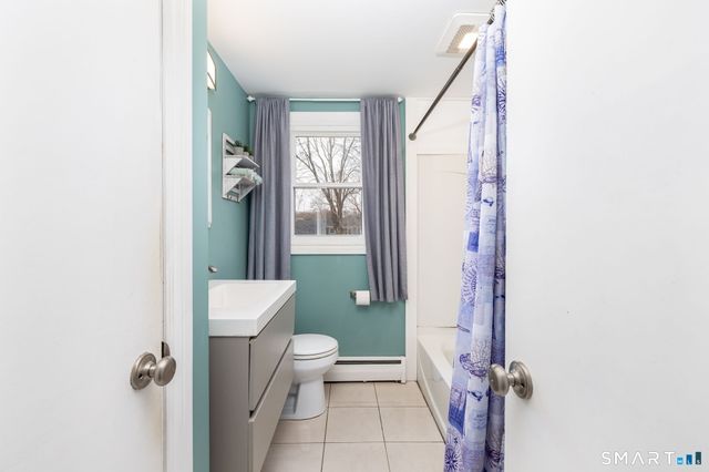 9 Glendale Road, Enfield, CT 06082