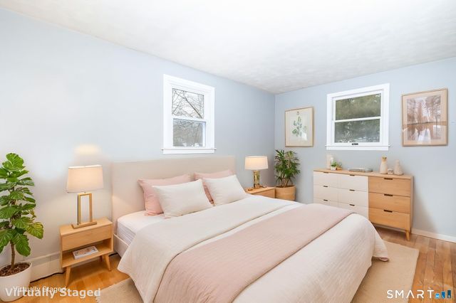 9 Glendale Road, Enfield, CT 06082