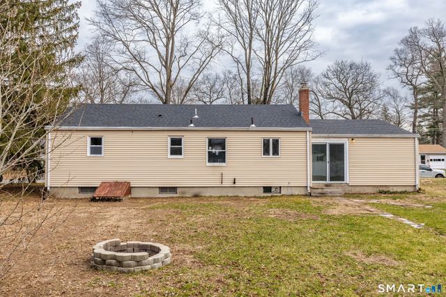 9 Glendale Road, Enfield, CT 06082