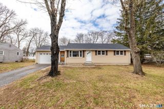 9 Glendale Road, Enfield, CT 06082