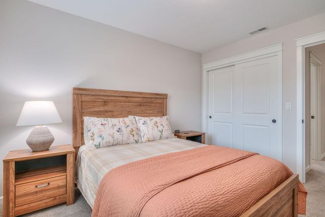 20798 NE Sierra Drive, Bend, OR 97701