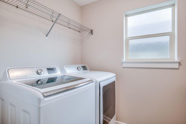 20798 NE Sierra Drive, Bend, OR 97701