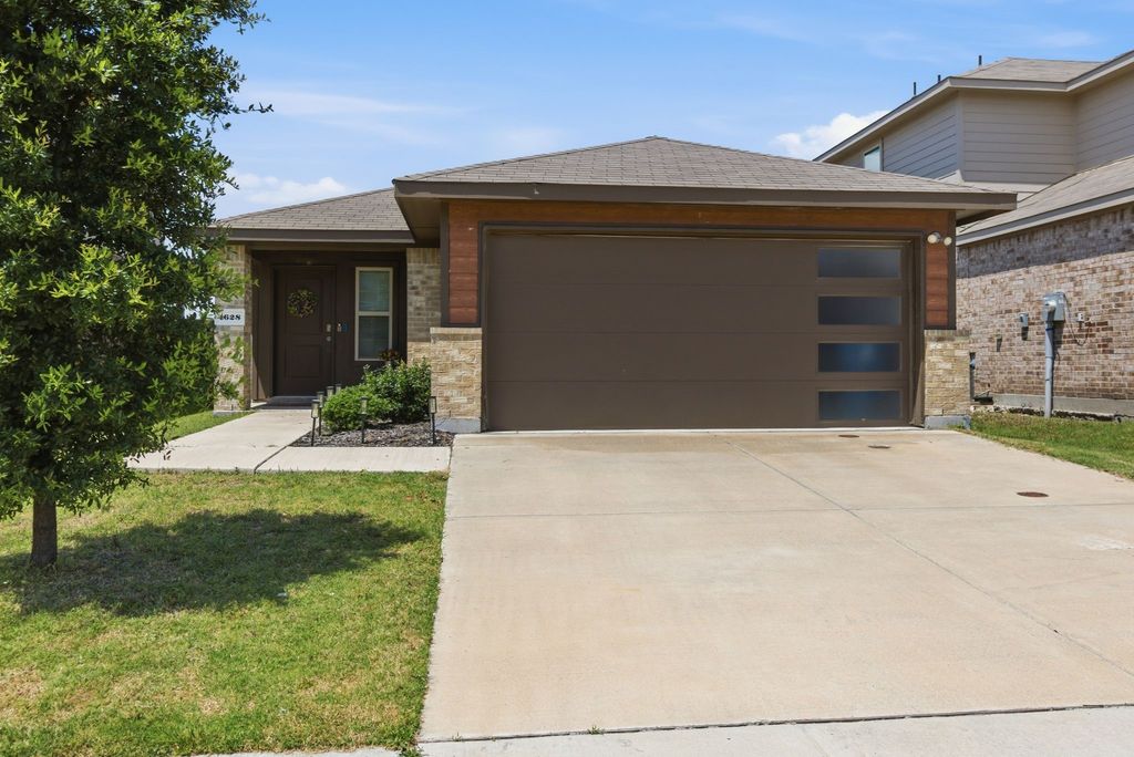 1628 Seadrift Drive, Forney, TX 75126