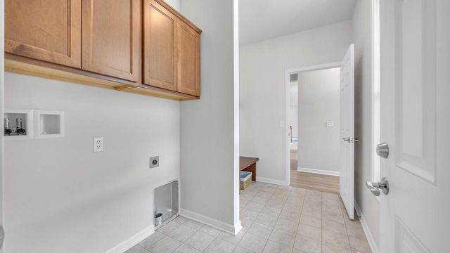 364 Willow DRIVE, Sheboygan Falls, WI 53085