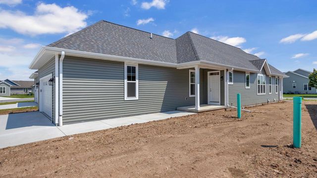 364 Willow DRIVE, Sheboygan Falls, WI 53085