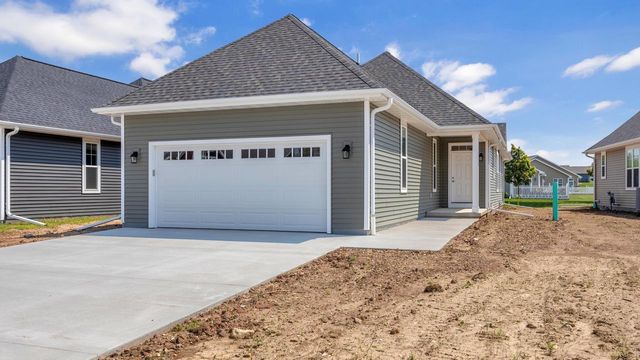 364 Willow DRIVE, Sheboygan Falls, WI 53085