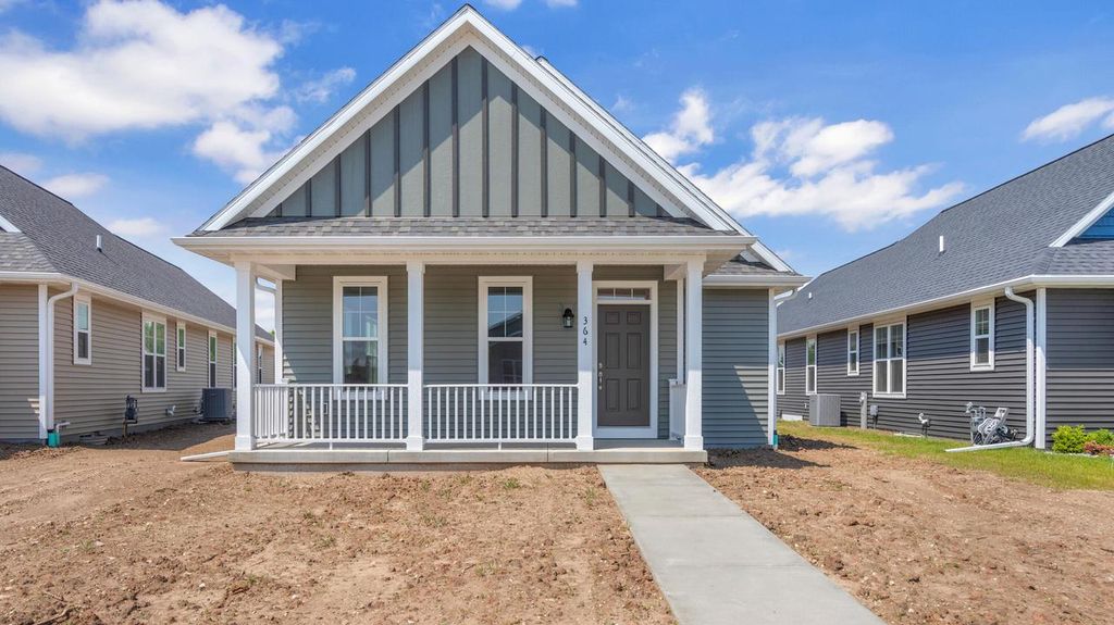 364 Willow DRIVE, Sheboygan Falls, WI 53085