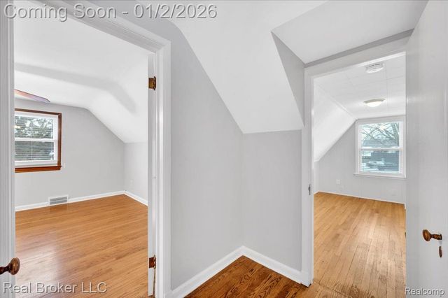 1634 Crooks Road, Royal Oak, MI 48067