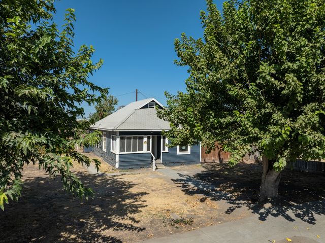 916 Norboe Avenue, Corcoran, CA 93212
