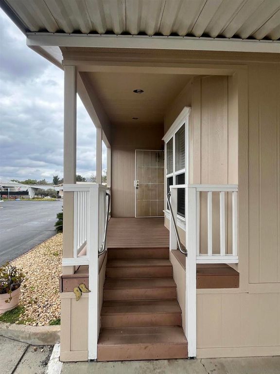 Image 6 of property listing at 1219 E Barham Dr SPC 81, San Marcos, CA 92078