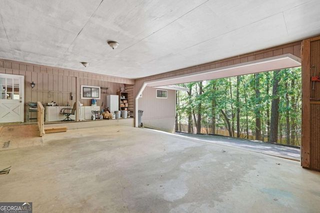 206 White Antelope Street, Waleska, GA 30183