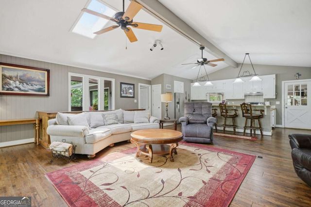 206 White Antelope Street, Waleska, GA 30183