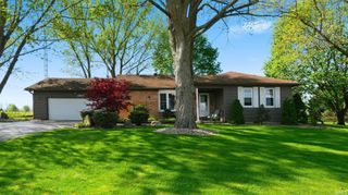 1320 Sunset Drive, Winona Lake, IN 46590