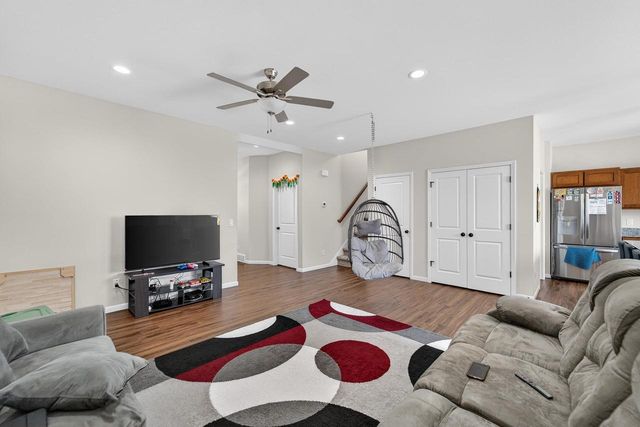 9607 Summer Willow Lane, Verona, WI 53593