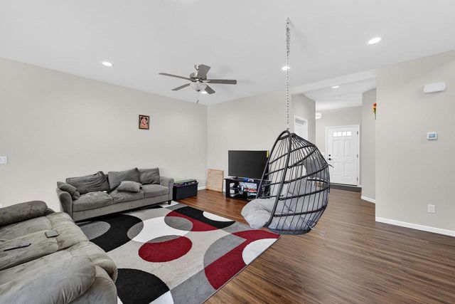 9607 Summer Willow Lane, Verona, WI 53593