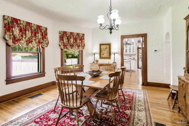 1057 Pauline St, Cantonment, FL 32533