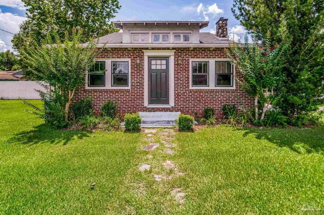 1057 Pauline St, Cantonment, FL 32533