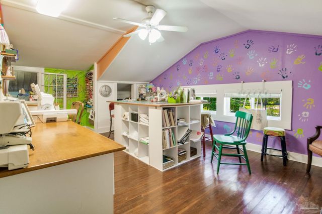 1057 Pauline St, Cantonment, FL 32533