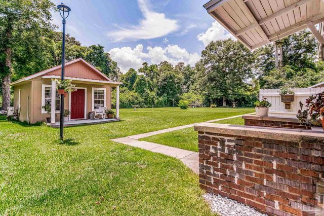 1057 Pauline St, Cantonment, FL 32533