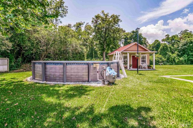 1057 Pauline St, Cantonment, FL 32533